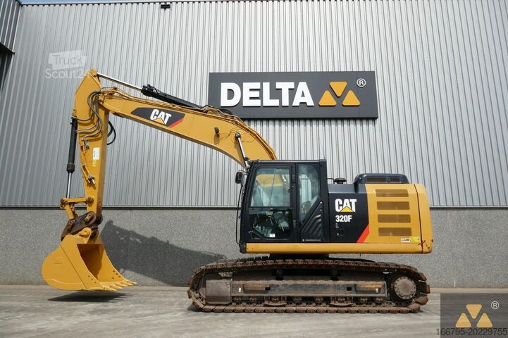 Excavateur sur chenilles Caterpillar 320FL