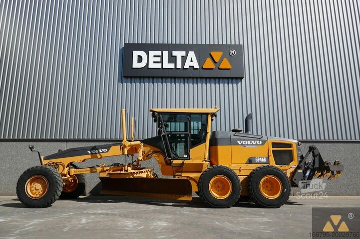 Grader Volvo G946B AWD