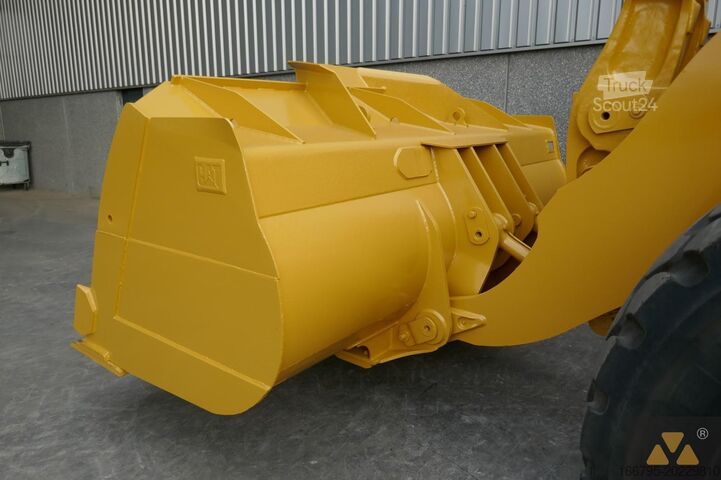 Kolesový nakladač Caterpillar 980M