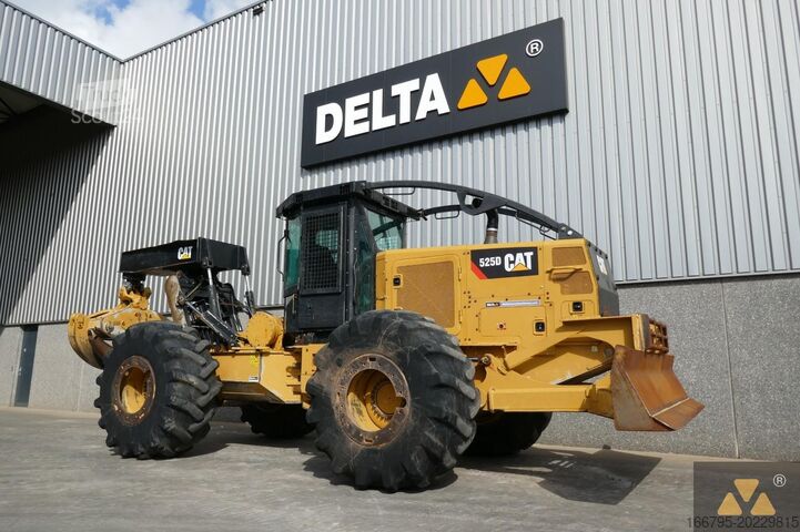 Skidder Caterpillar 525D