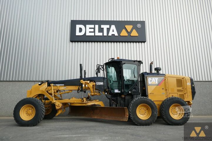 Grader Caterpillar 120M2