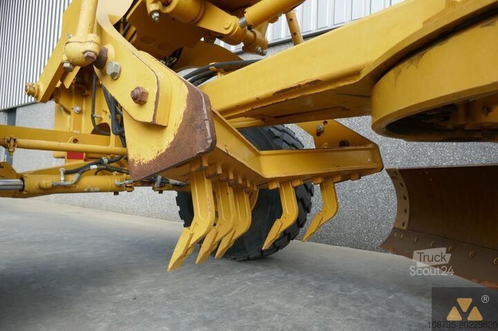 Grader Caterpillar 120M2