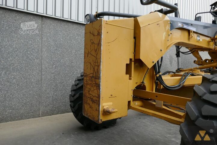 Greideris Caterpillar 140M2