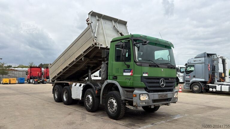 Tipper 3 côtés Mercedes-Benz Actros 3246 (EPS / LAMES / GRAND PONT / V6 / MP...