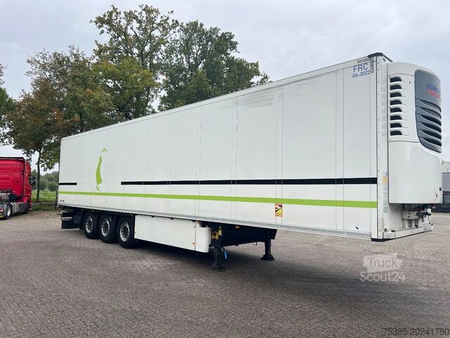 Gekoeld/bevroren transport SCHMITZ CARGOBULL Full options NL trailer
