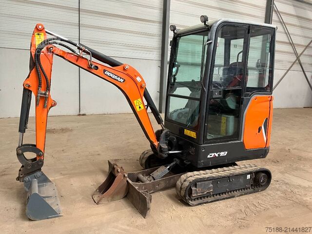 Mini excavator Doosan DX 19
