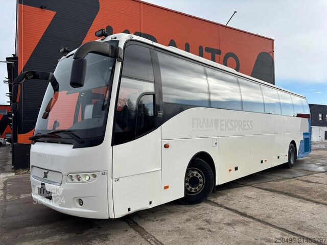 Tourwagen Volvo B8R 9500 4x2 AC / AUXILIARY HEATING / WC / WHEE...