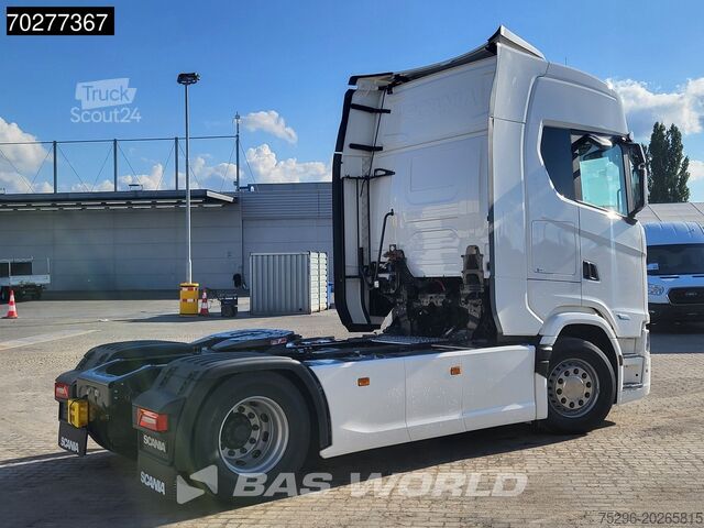 Standaard trekker Scania S560 4X2 NEW! Retarder Full-Air 2xTanks Leder S...