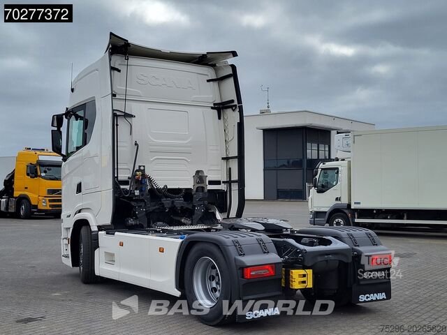 Standaard trekker Scania S560 4X2 NEW! Retarder Full-Air 2xTanks Leder S...