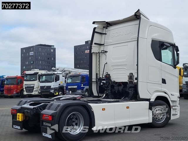 Standaard trekker Scania S560 4X2 NEW! Retarder Full-Air 2xTanks Leder S...