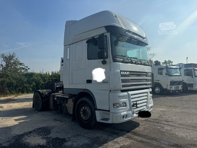 Standard-Sattelzugmaschine DAF XF 105-460 SSC TRATTORE STRADALE 4X2