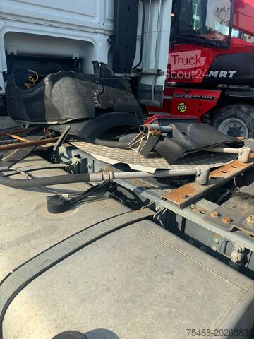 Standard-Sattelzugmaschine DAF XF 105-460 SSC TRATTORE STRADALE 4X2