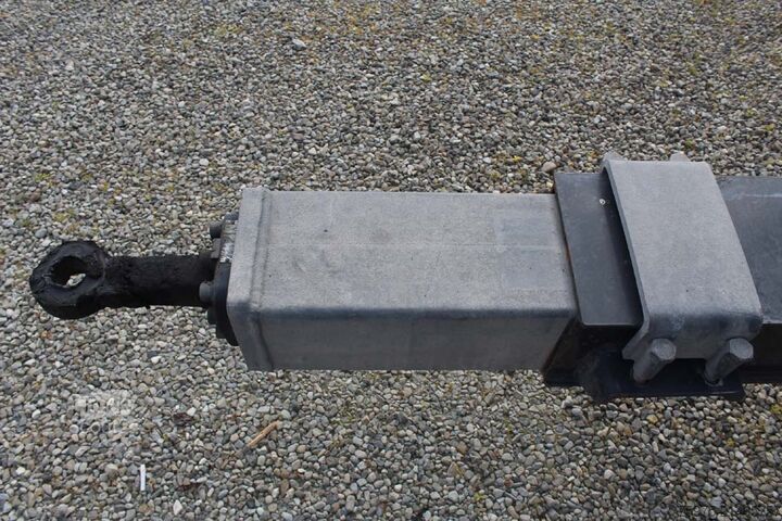 Otwarta przyczepa z plandeką Omar 