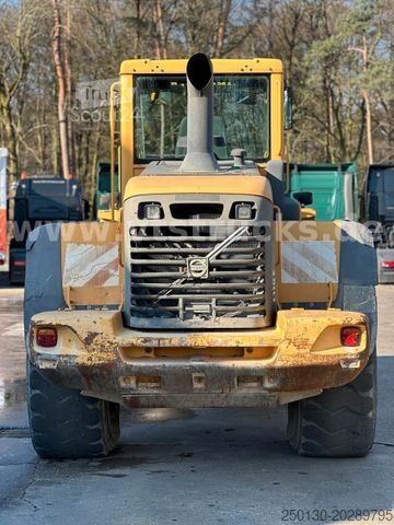 Wheel loader VOLVO L 110E Radlader aufel