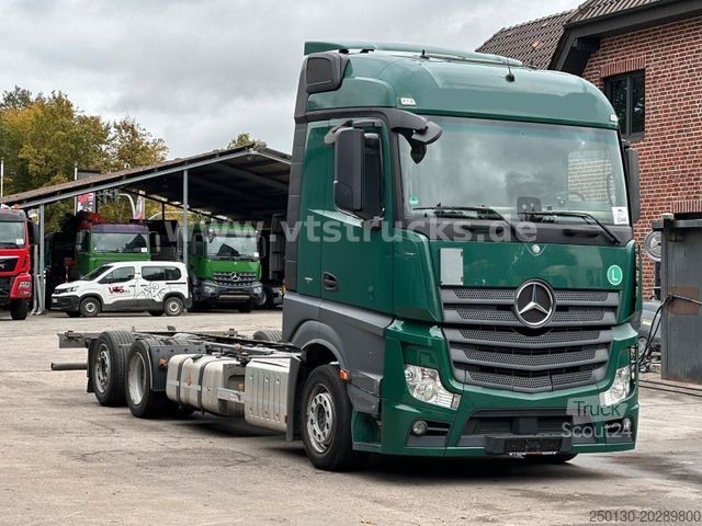 Kamion z zamenljivo nadgradnjo MERCEDES-BENZ Actros 2542 6x2 EU6 Retarder  Liftachse