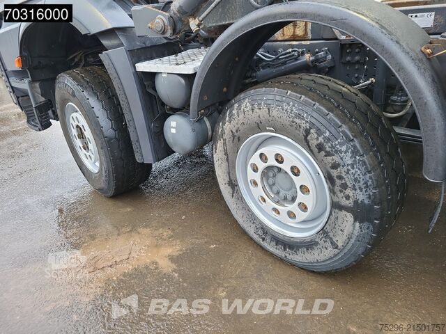 Kamion za otkači Mercedes Arocs 4151 8X4 18m3 tipper steel suspension Big...