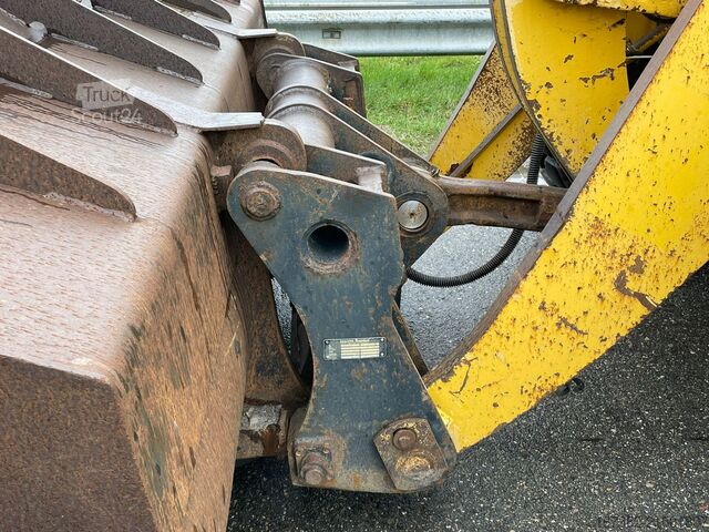 Lader Komatsu WA380-5H