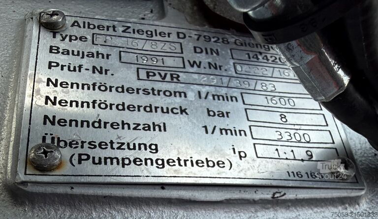 Feuerwehrfahrzeug Mercedes-Benz 917 - 4x4 - Feuerwehr LF16TS - 21 TKm