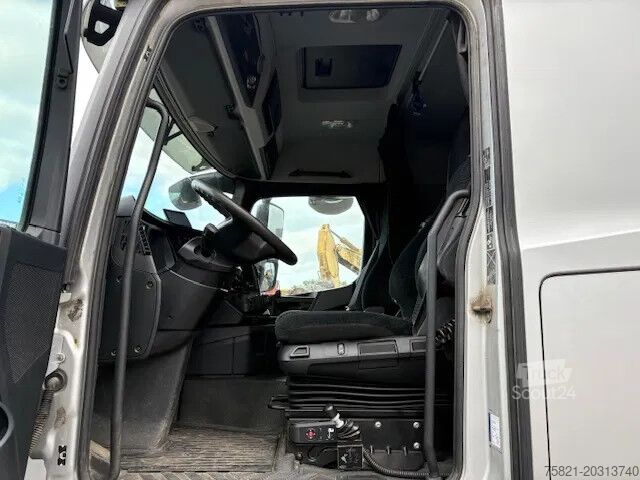Standaard-SZM Mercedes-Benz Arocs 1843
