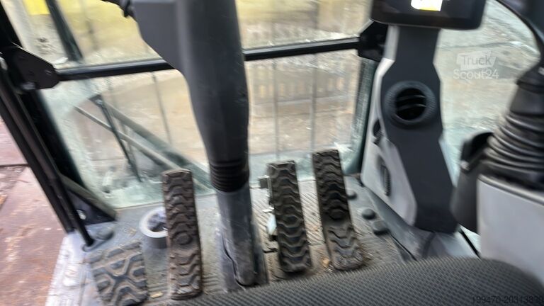 Gravemaskine på hjul Caterpillar M318D