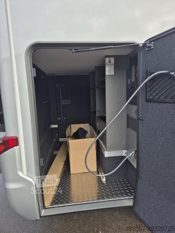 Halvintegrerad husbil HYMER/ERIBA ML-T CrossOver 570 Delta, AHK, Autark, Leder