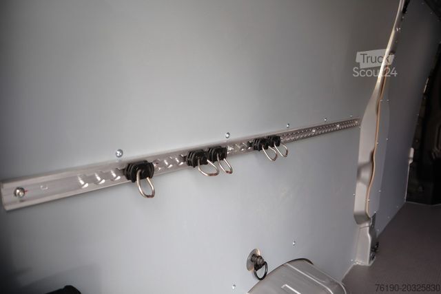 Ploščati dostavnik VOLKSWAGEN T7 Transporter Kasten TDI Aut. 4Motion lang *