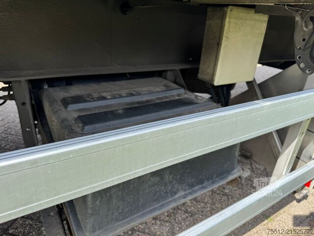 Trasporto refrigerato/congelato HTF Heiwo / Carrier Vector 1800 MT / Tail Lift 2021...