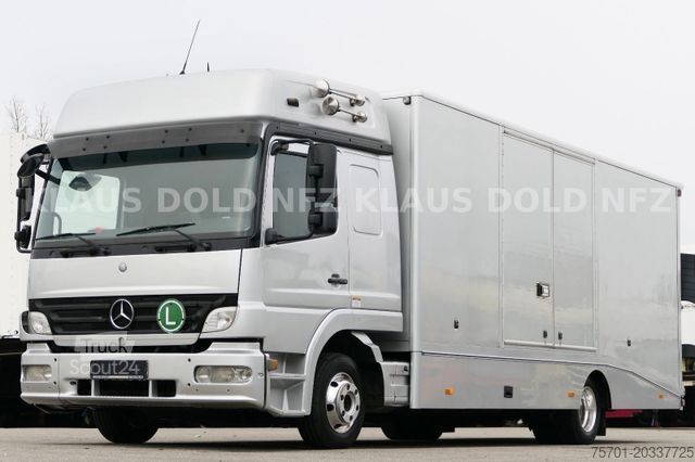 Furgão transportador de automóveis MERCEDES-BENZ Atego 822 Autotransporter Geschloss. Automatik