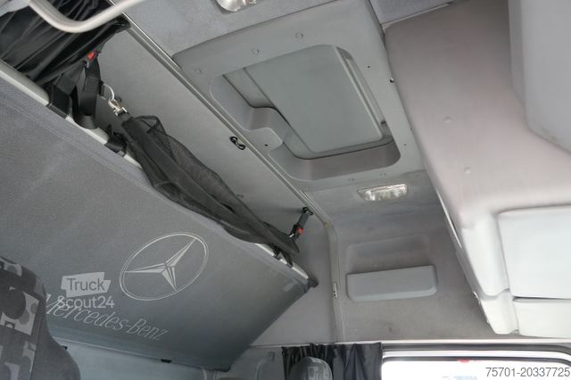 شاحنة نقل سيارات مغلقة MERCEDES-BENZ Atego 822 Autotransporter Geschloss. Automatik