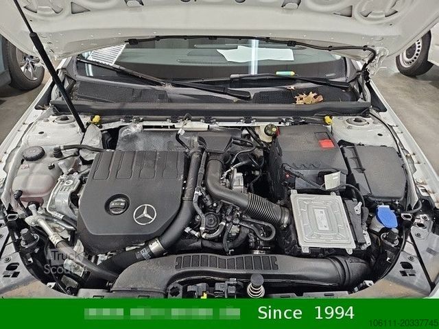 Furgon MERCEDES-BENZ A 200 Automatik Navigation Komfort-Fahrwerk