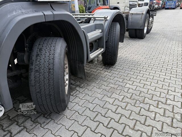 Truck chassis Scania P420 8X2*6