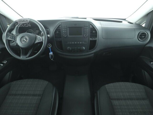 Minibus Mercedes-Benz Vito 114 TourerPro,Extralang,8Sitzer,Automatik