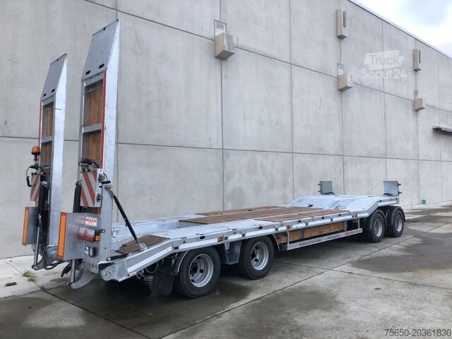 Dieplader oplegger Möslein T 4 VB H1 1 neuer 4 Achs Tieflader hydraulischen Rampen