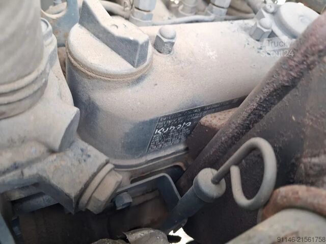 Viličar na tovornjaku Moffet M4 20.1 * Kubota Motor 25 HP * M4 20.1