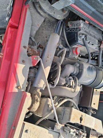 Viličar na tovornjaku Moffet M4 20.1 * Kubota Motor 25 HP * M4 20.1