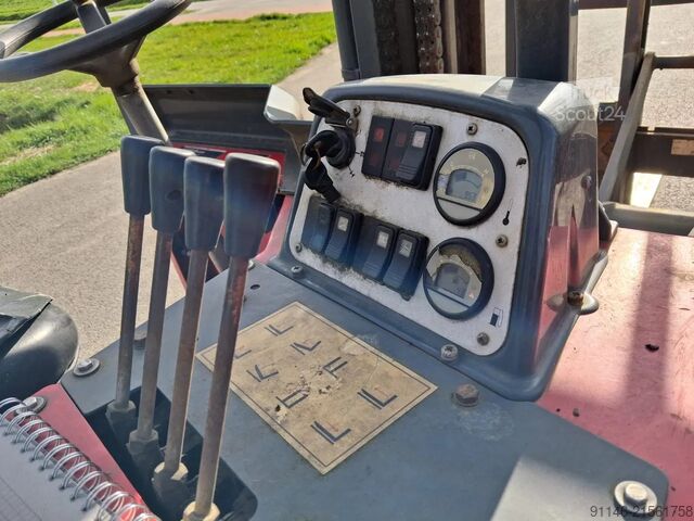 Viličar na tovornjaku Moffet M4 20.1 * Kubota Motor 25 HP * M4 20.1