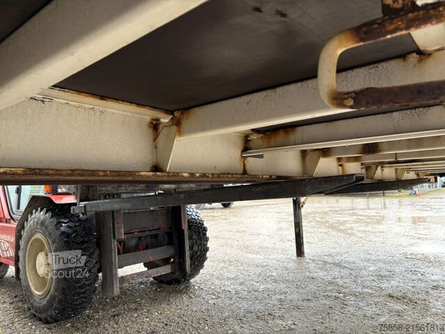 Αλλαγή σώματος ανοιχτή Krone Plattform 7,82m mit Steckrungen mittig