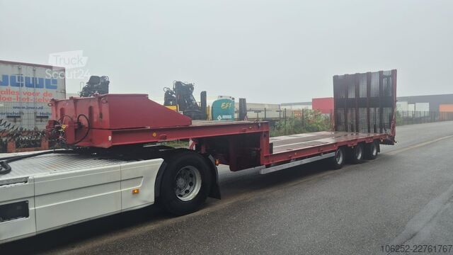 Semi-dieplader Möslein ST3 - 3-AXLES SEMI LOWLOADER - WINCH - 8,50M CA...
