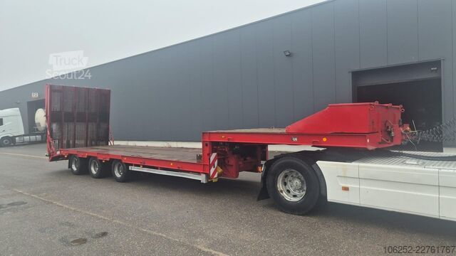 Semi-dieplader Möslein ST3 - 3-AXLES SEMI LOWLOADER - WINCH - 8,50M CA...