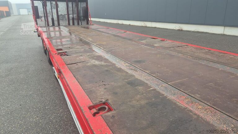 Semi-dieplader Möslein ST3 - 3-AXLES SEMI LOWLOADER - WINCH - 8,50M CA...