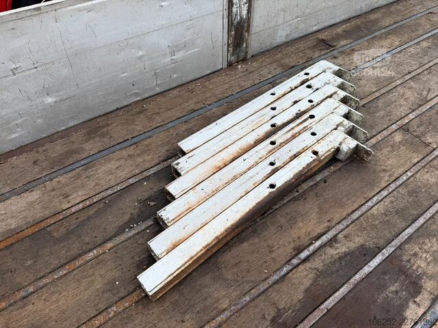 Ladepritsche MAN TGS 35.440 8x2 PRITSCHE 6m15 + KRAN PALFINGER P...
