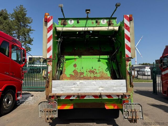 Автомобиль для сбора мусора Volvo FM 300 6x2 *LHD* - GARBAGE TRUCK / MULLWAGEN / ...