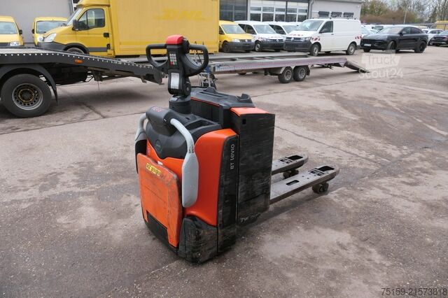 Other toyota Levio LPE 200