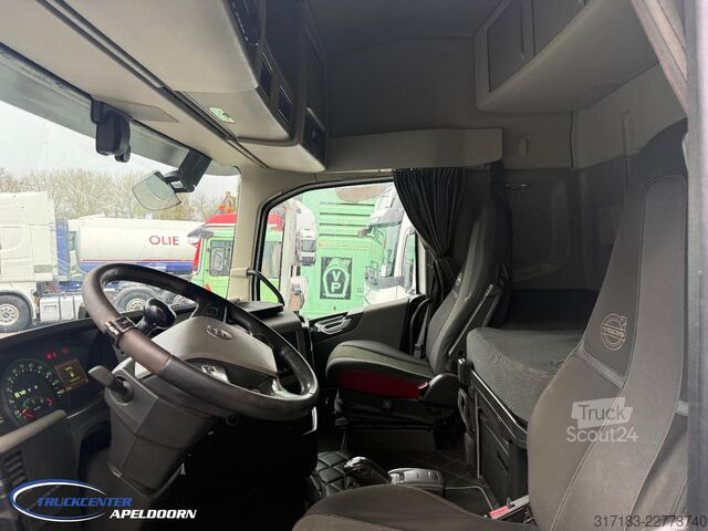 Læsseplatform Volvo FH 500 6x2 Stuuras, Voorzijde bladgeveerd