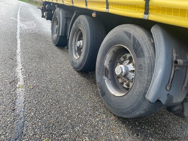 Schuifzeilen Tracon Trailers TO 3 Stuuras / Lift-as / Sluitende Laadklep / N...