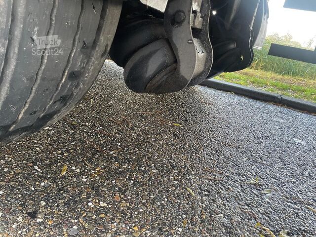 Schuifzeilen Tracon Trailers TO 3 Stuuras / Lift-as / Sluitende Laadklep / N...