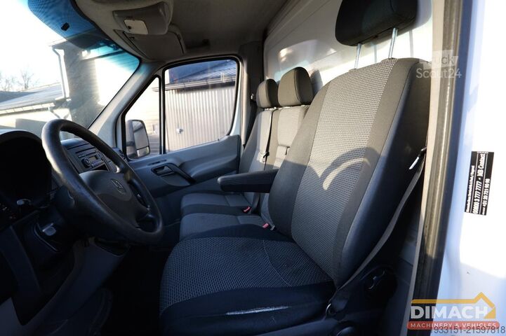 Closed box Mercedes-Benz SPRINTER 516 bakwagen - airco - DHOLLANDIA laad...