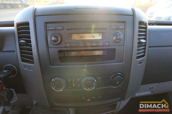 Closed box Mercedes-Benz SPRINTER 516 bakwagen - airco - DHOLLANDIA laad...