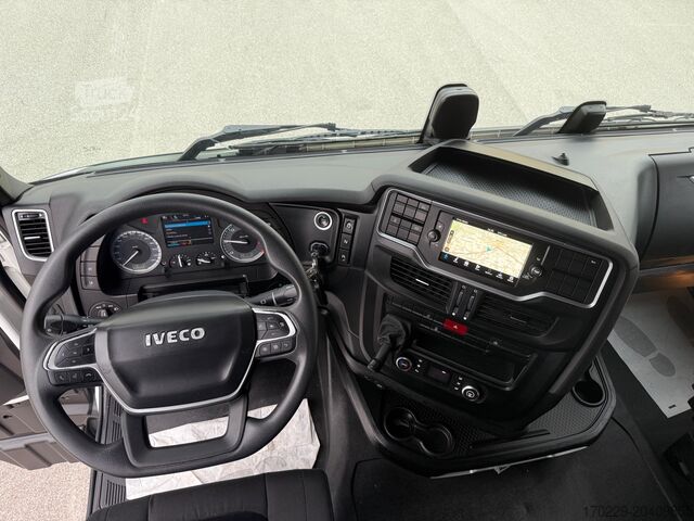 τυπικός οδικός ελκυστήρας Iveco sway 480