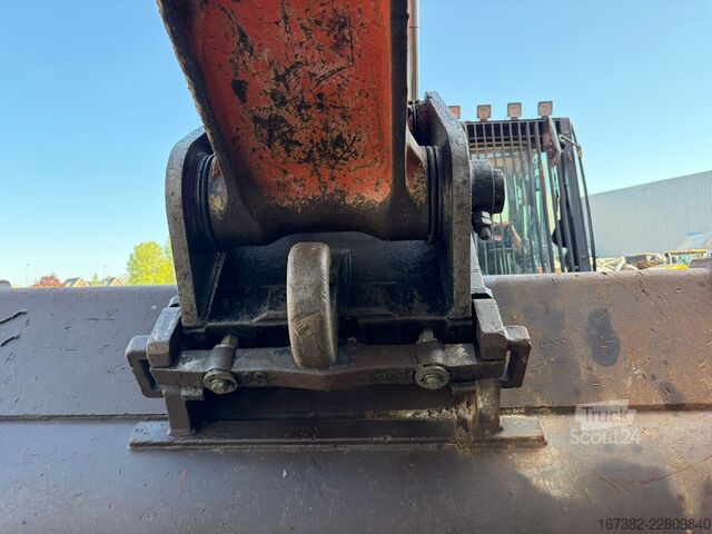 Koparka gąsienicowa Hitachi ZX300LC-6